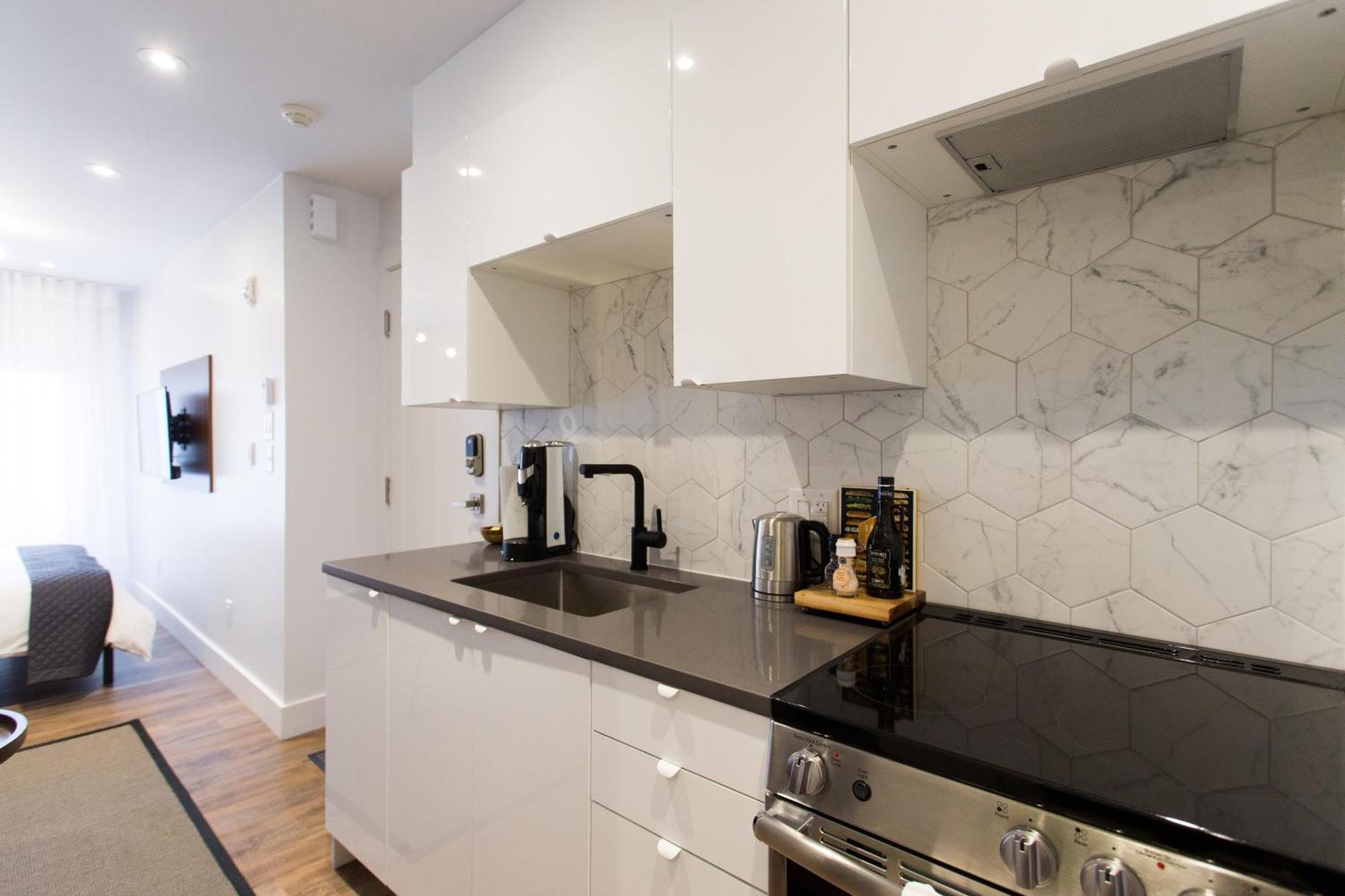 Scandinavian Studio With Full Kitchen And Bath By Den Stays Montréal Camera foto